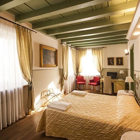 Villa Vecelli CavrianiMozzecane エクステリア 写真