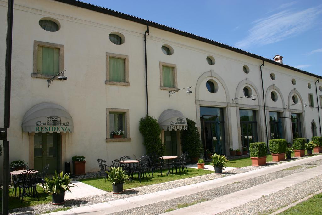 Villa Vecelli CavrianiMozzecane エクステリア 写真