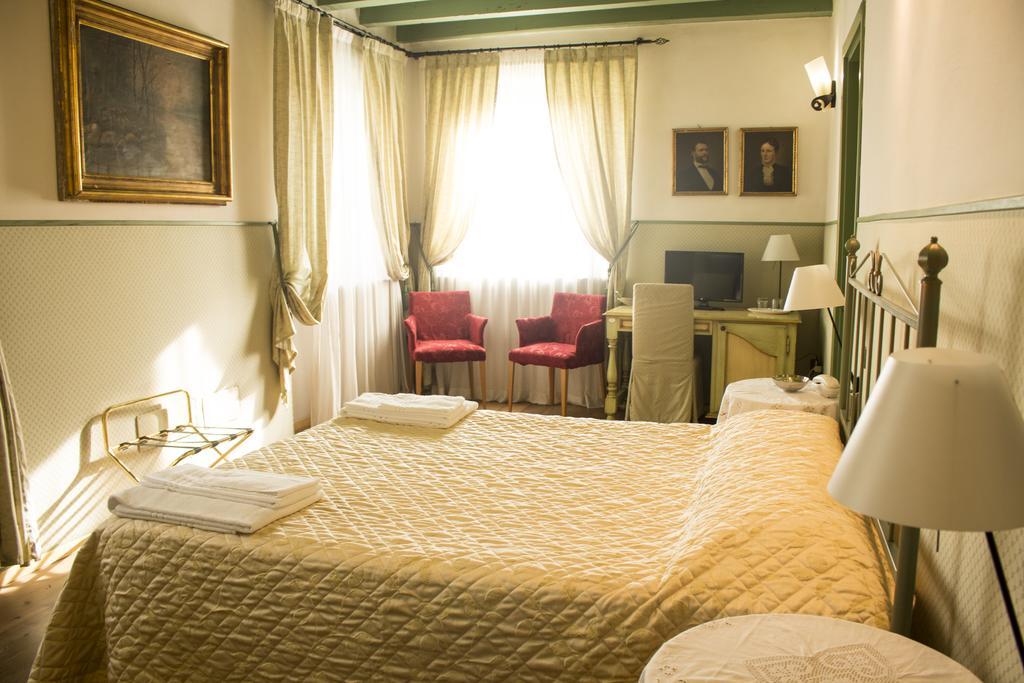 Villa Vecelli CavrianiMozzecane エクステリア 写真