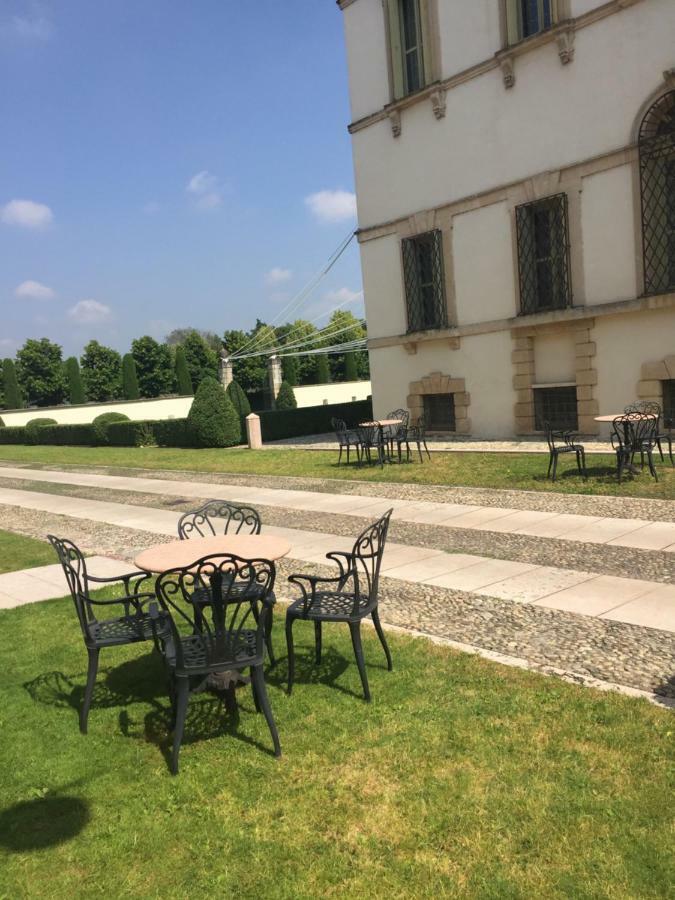 Villa Vecelli CavrianiMozzecane エクステリア 写真