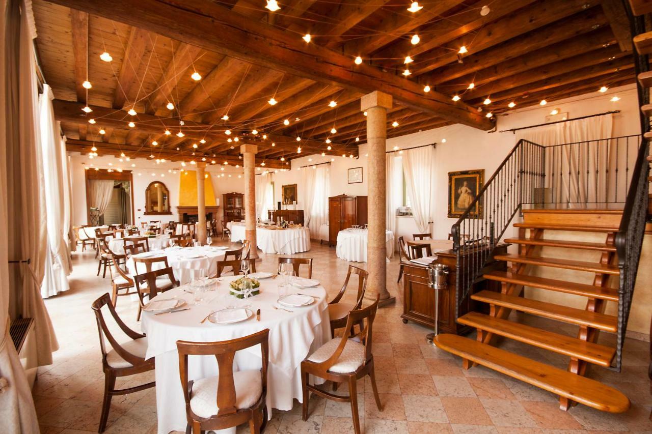 Villa Vecelli CavrianiMozzecane エクステリア 写真