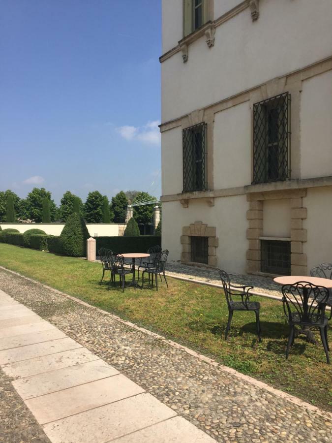 Villa Vecelli CavrianiMozzecane エクステリア 写真