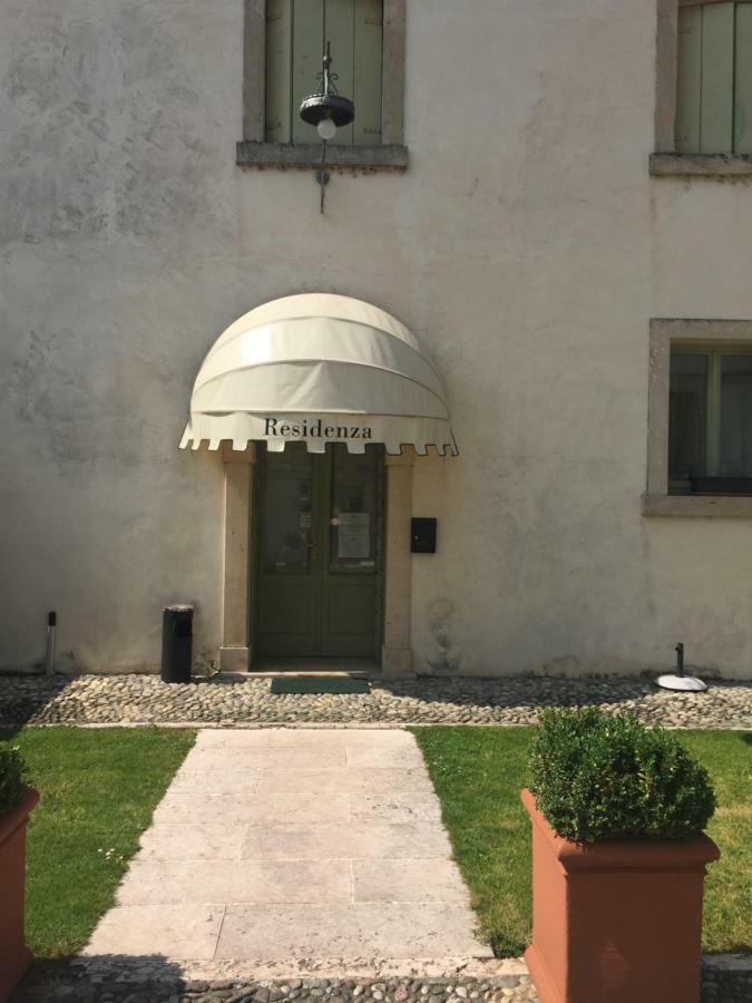 Villa Vecelli CavrianiMozzecane エクステリア 写真